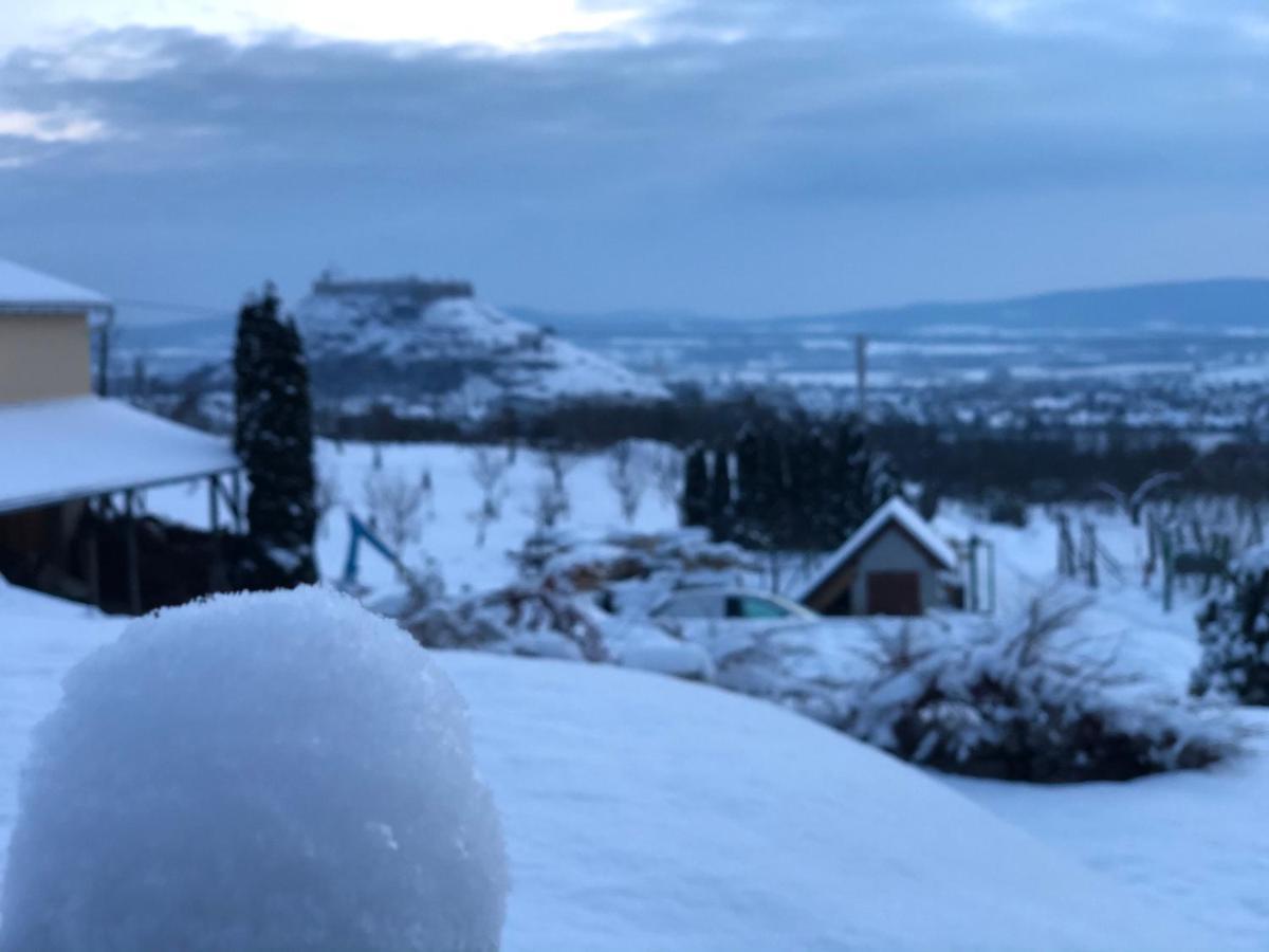 Judit Vendeghaz Suemeg Hotel Luaran gambar